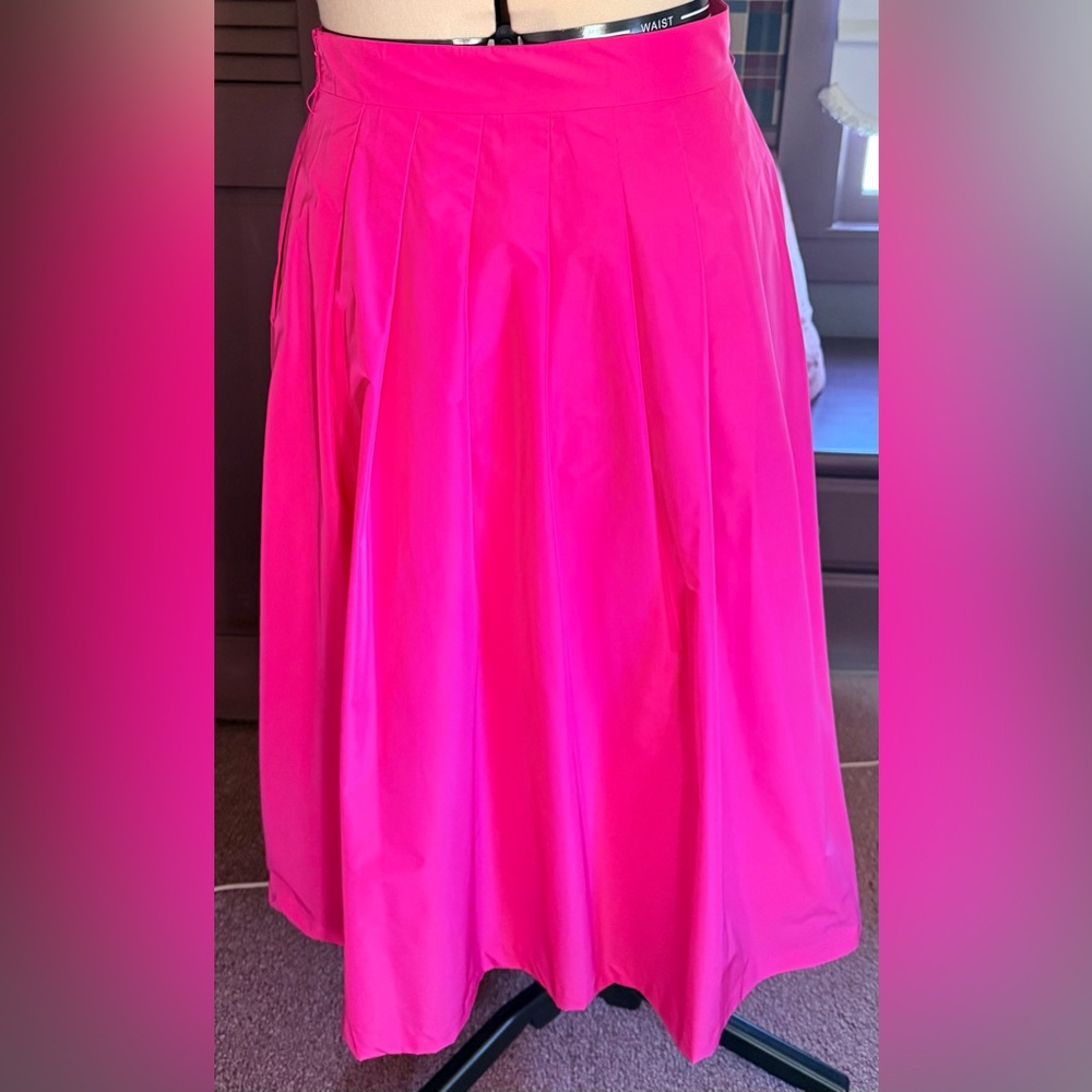 Talbots size 12 Vibrant Pink Women's Skirt with removable belt
